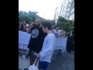 Alex turner and louise verneuill leaving the hotel, rio, 04/04/2019