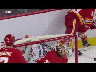 Zack kassian ragdolls matthew tkachuk after taking multiple massive hits