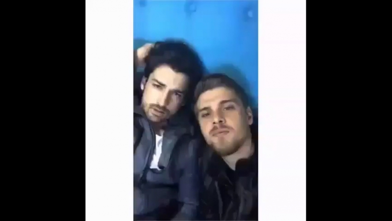 Альп и идрис за кадром