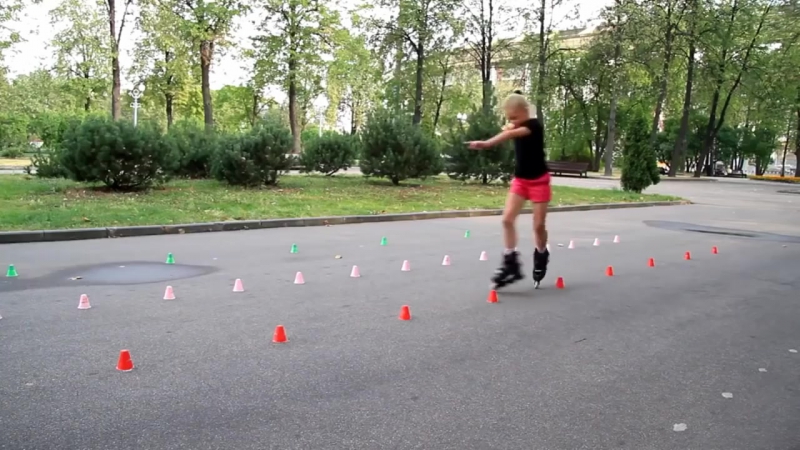 Sofia bogdanova slalom skating