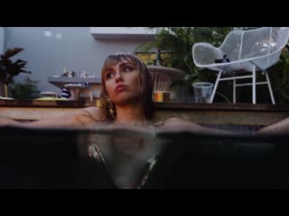 Miley cyrus slide away (official video) новый клип 2019 майли сайрус о лиаме мали крус