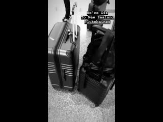 On their way to new zealand! @lukebaines @andrewmatarazzo @chelsealaurenlas vids are the best friendshipgoals bonestr