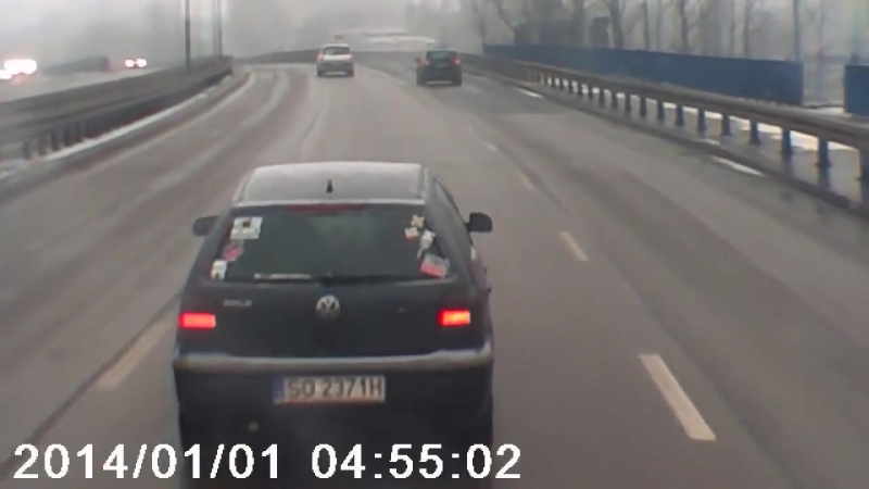 Водитель фуры развел учителя на гольфе djlbntkm aehs hfpdtk exbntkz yf ujkmat