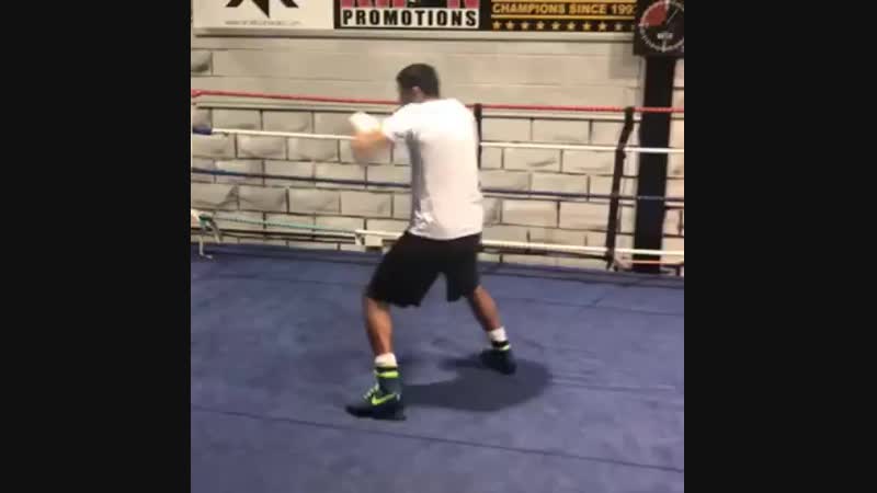 Амир хан во время тренирои