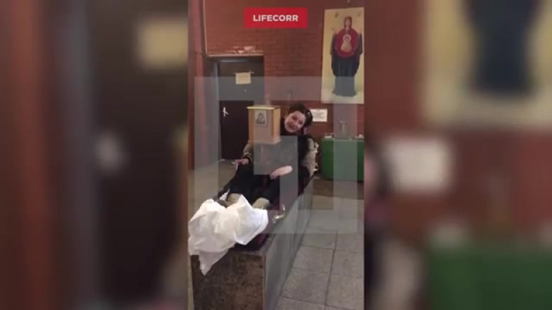 Пьяные ритуальщики устроили в столичном морге пирушку в гробу