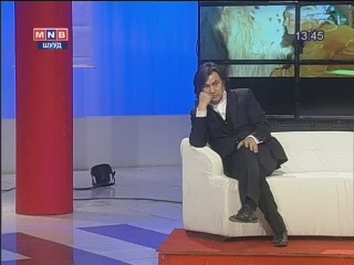 Mongol hunii unet zuil tok show (1)