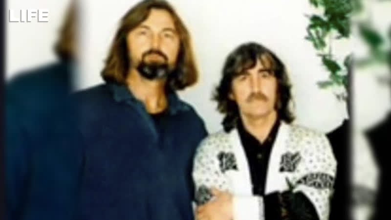 Никас сафронов молодые отправил собственного брата в психбольницу?