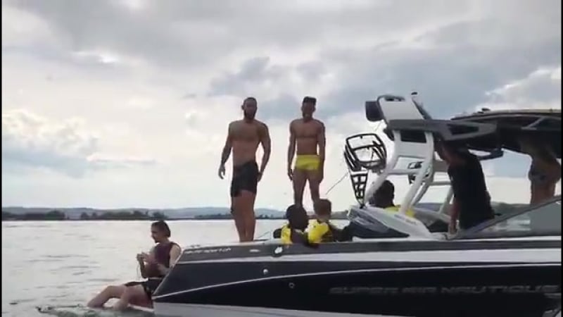 Pierre emerick aubameyang übt schon wieder saltos