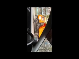 Голая женщина бегала по улицам энгельса