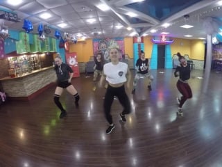 Female dancehall class in vladivostok by dhq inga