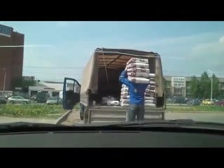 Грузчик от бога