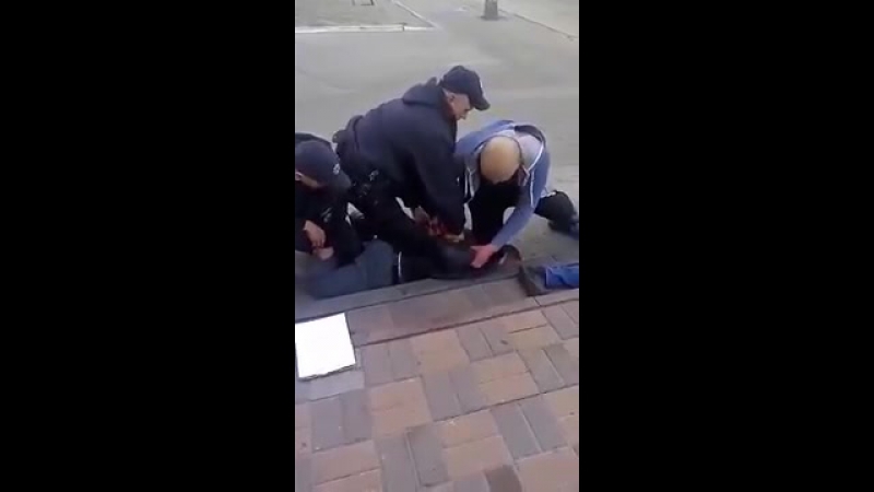 Київська нова поліція чі уроди! (7 03 2017)