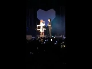 Michele bravi & chiara don't worry about me (anime di carta tour milano )