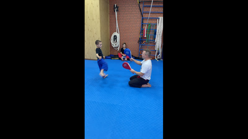 #рукопашныйбой #молодые #приемы #самооборона #подтягивания #тренироа продолжение