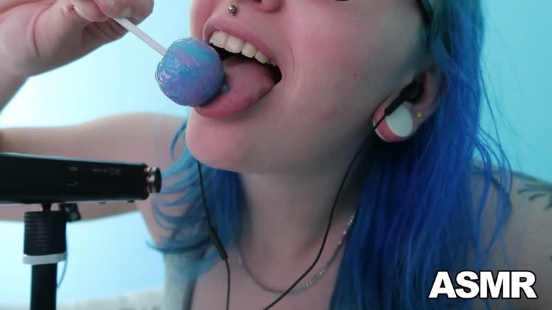 Asmr cotton candy lollipop whilst working [mouse clicking typing mouth sounds] 🍭