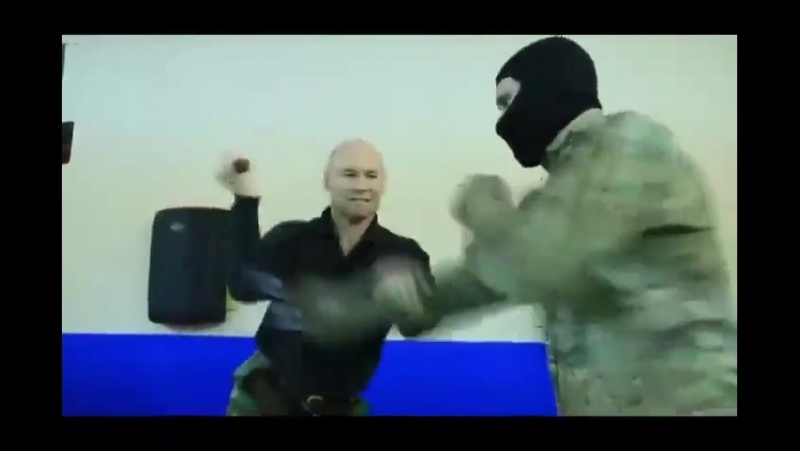 А кистень ножевой бой 2