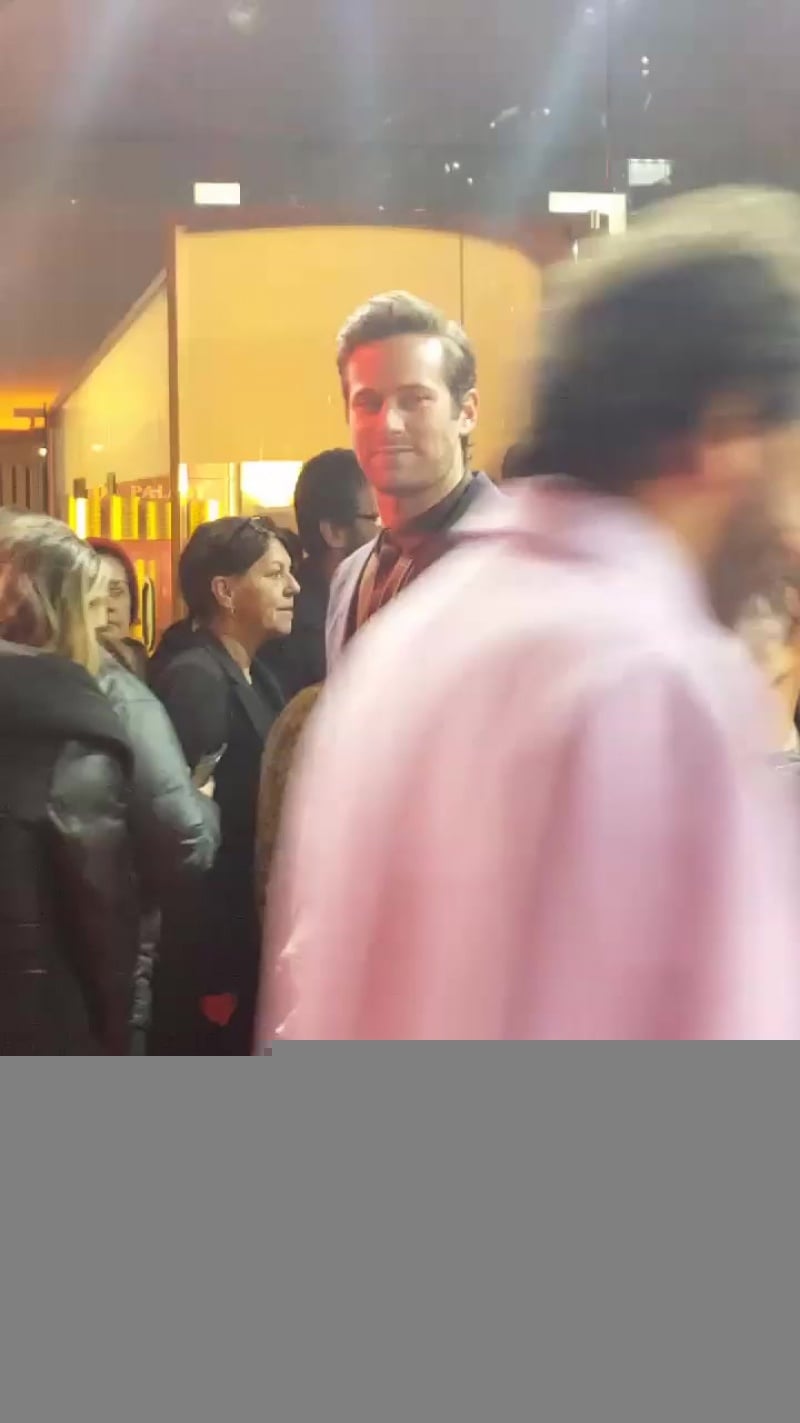 Арми хаммер на европейской премьере "call me by your name"