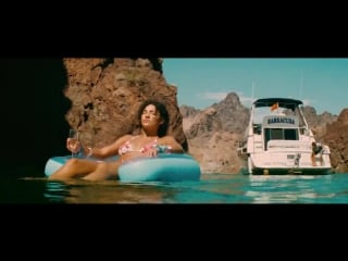 Келли брук голая kelly brook nude piranha 3d (2010)