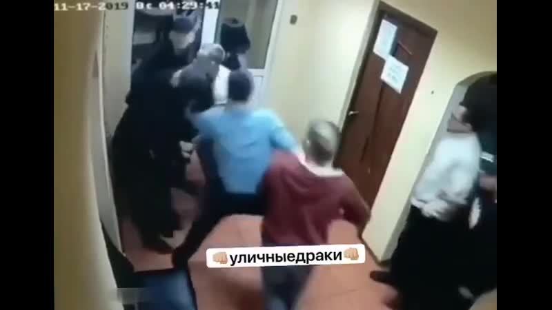 Пьяный житель архангельска приперся с обрезом в бар, в который его не пустили отдохнуть