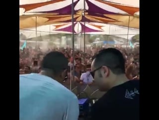 Astrix vs ace ventura b2b