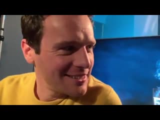 Joshgad i’ll take this frozen 2 interview day with a side of #groffsauce