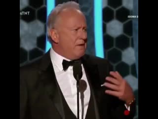 Stellan skarsgard take a globe 2020