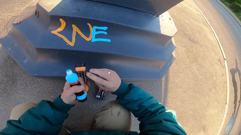 [tagmachine] molotow dripstick squeezer graffiti review with wekman