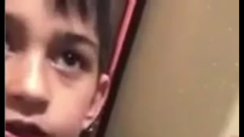 Прикол малой брат не пускает свою сёстру тусить по взрослому