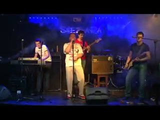 Stranger (live in shezgara club) money for nothing (dire straits cover)