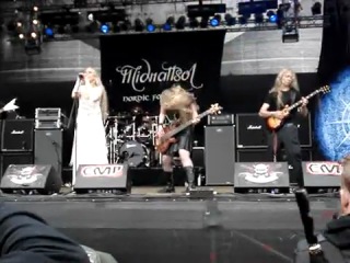 Midnattsol northern light (live) @ summer breeze festival