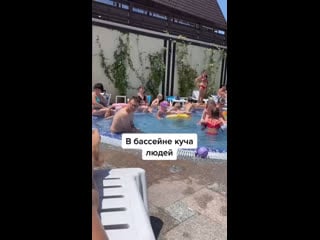 «мыши плакали, кололись, но продолжали грызть кактус»