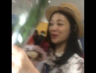 Sulli at ngurah rai airport (bali) (150412)