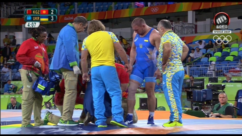 Воля до перемоги! травмований валерій андрійцев зумів вийти в півфінал олімпіади! (оі 2016 вiльна боротьба 1/4)