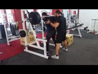 Регей о squat 205kg×4