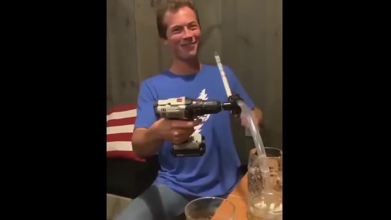 Каждый мужик должен иметь такой шуруповёрт