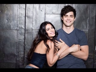 Alec&izzy shadowhunters alec lightwood lightwood isabelle the mortal instruments matthew daddario emeraude toubia