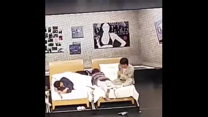 180528 got7 japan tour 2018 nagoya im jaebeom casually spanked youngjae’s butt