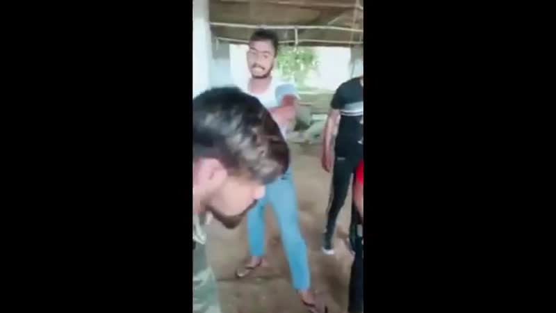 Брат отпиздил обидчика своей сестры, тот обещал жениться, а он просто трахнул и кинул