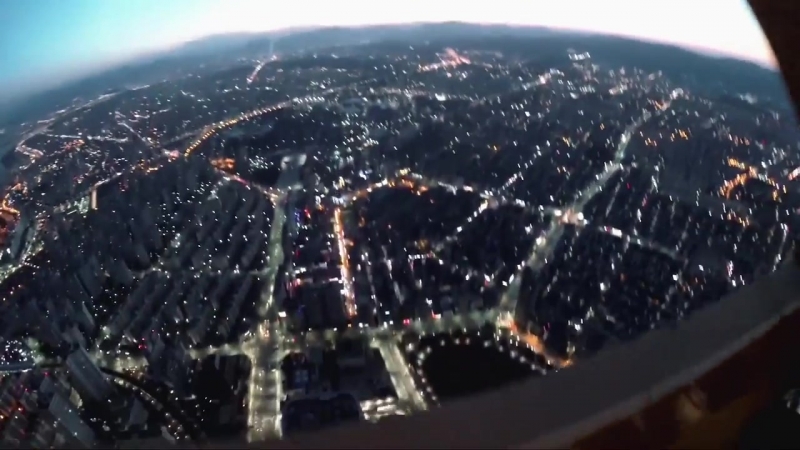 Российские руферы забрались на самое высокое здание в корее