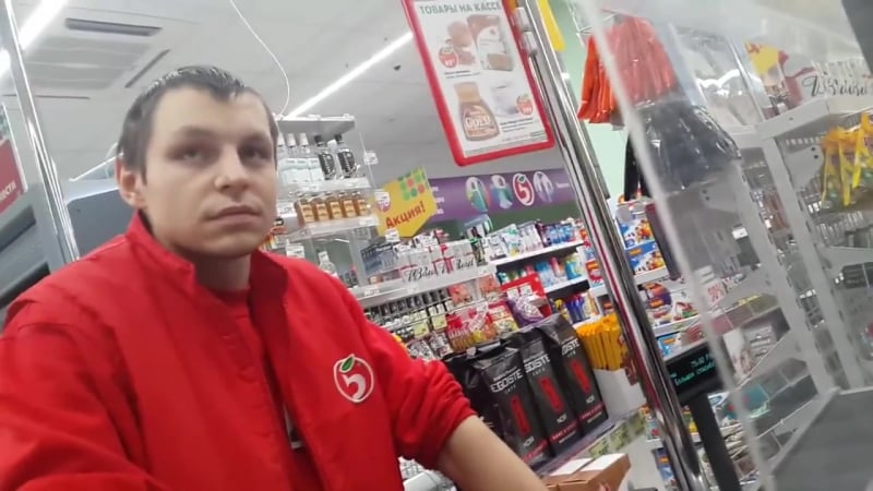 Кассир в "пятерочке" не отдает сдачу