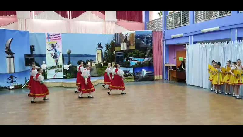 Подай балалайку