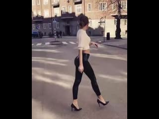 Latexleggings bwbd wrlocw mp4