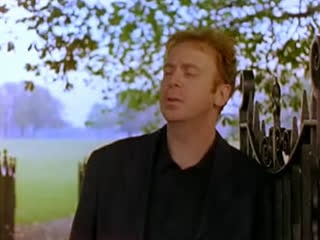 Simon raymonde muscle and want