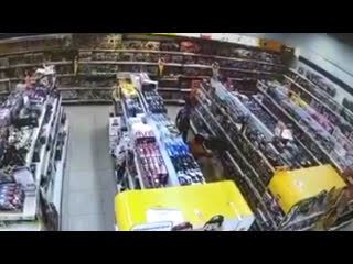 Полицейские задержали тюменцев, подозреваемых в кражах молодые конструктора