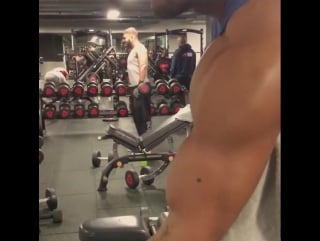 Concentrate arm curls #part2 #arms #exercise #favo лондон