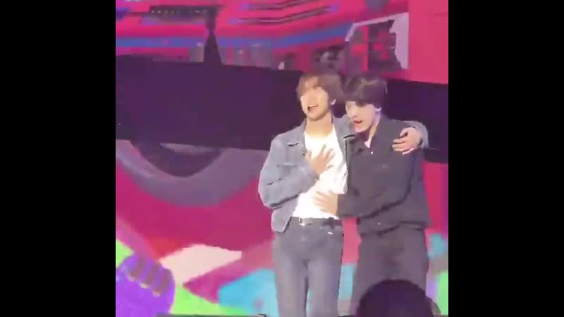 Jeno rubbing the hyuck baby tummy for today’s mfal nohyuck best friends part