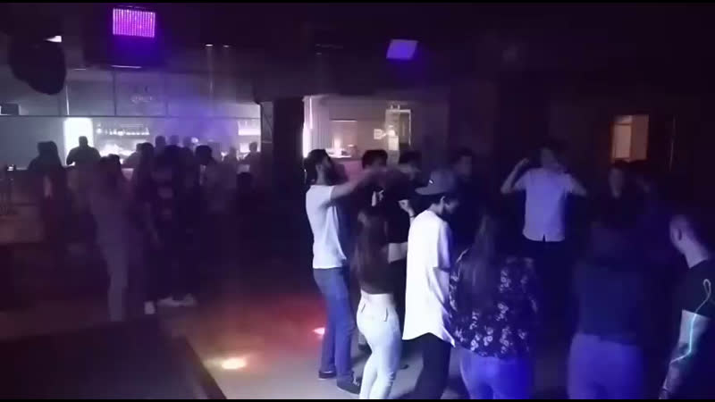 Latina fiesta in fabrica bar