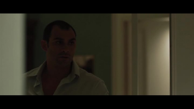 Пристегните ремни (2014) (allacciate le cinture)