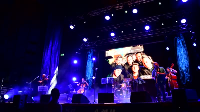 10 quintorigo &amp; roberto gatto live @ mir 2016