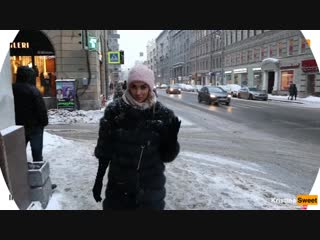 Привёл умную блондинку в ресторан и кончил ей в рот в туалете